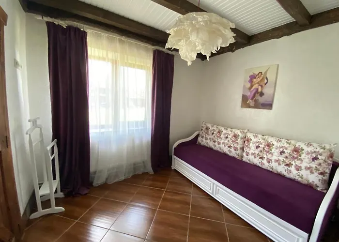 Tatil Evi Apple House Mykulychyn