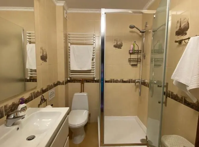 Tatil Evi Apple House Mykulychyn