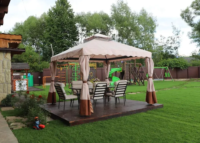 Tatil Evi Apple House Mykulychyn