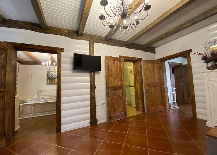 Apple House Tatil Evi Mykulychyn