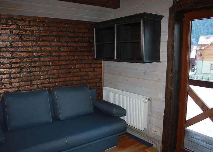 Apple House * Mykulychyn
