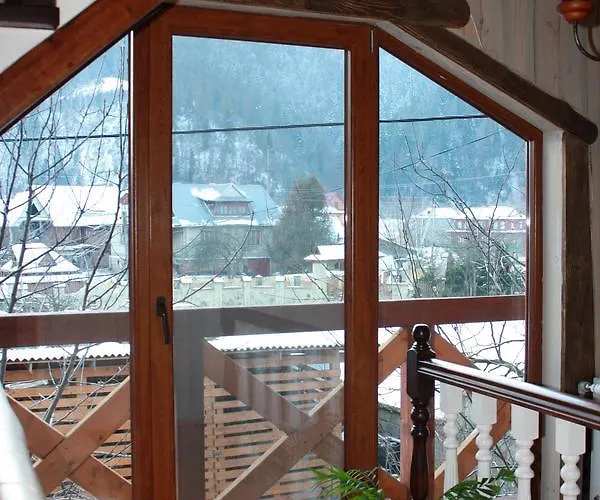 Tatil Evi Apple House Mykulychyn